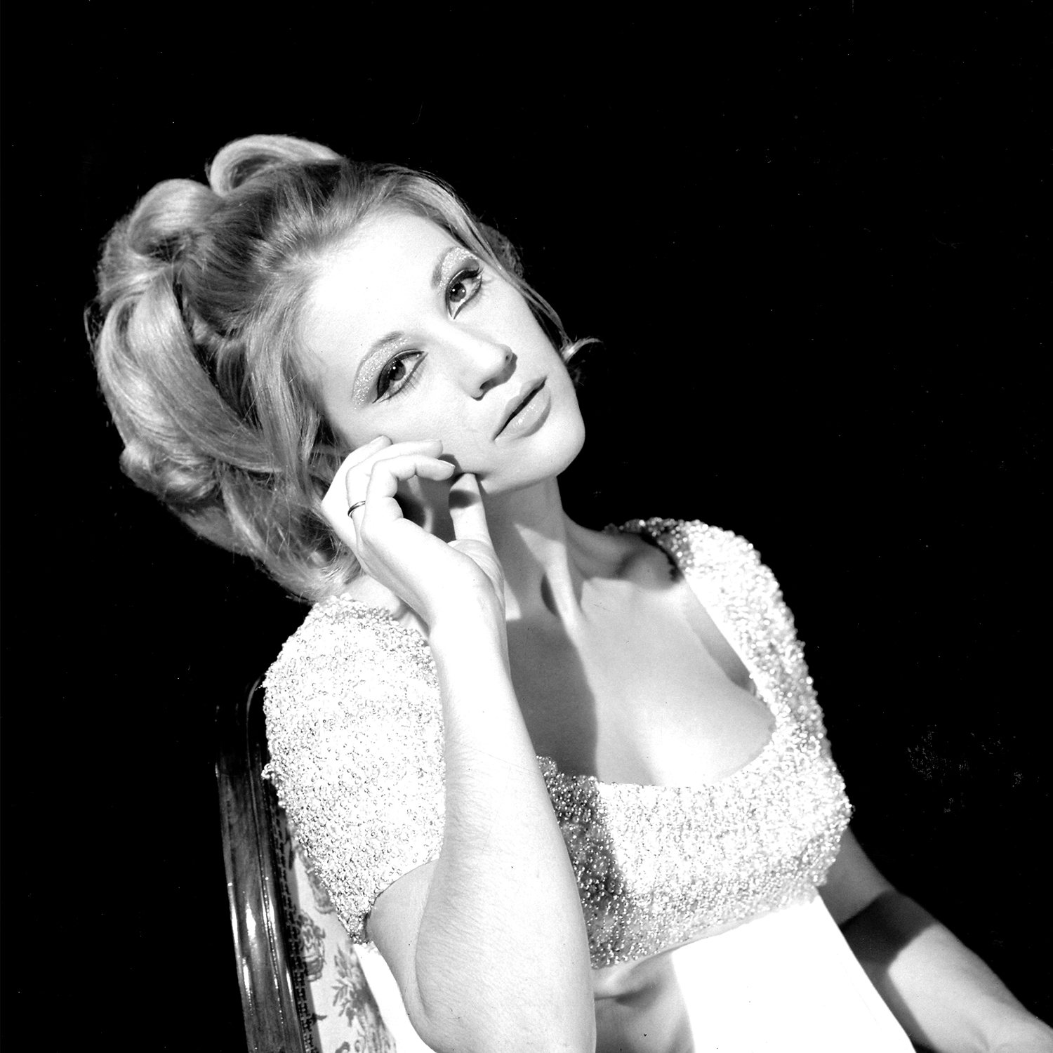 ΑΡΓΥΡΩ ΚΟΥΡΟΥΠΟΥ